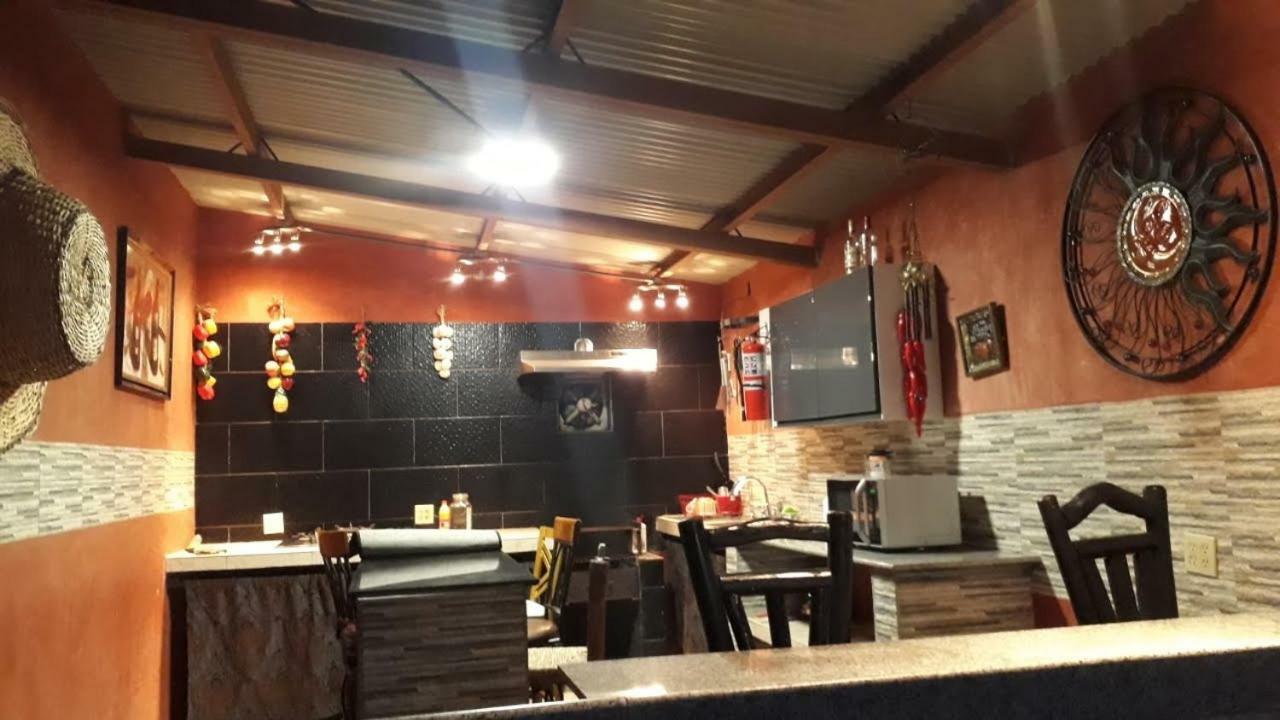 Windmill Hostal El Valle de Anton Εξωτερικό φωτογραφία